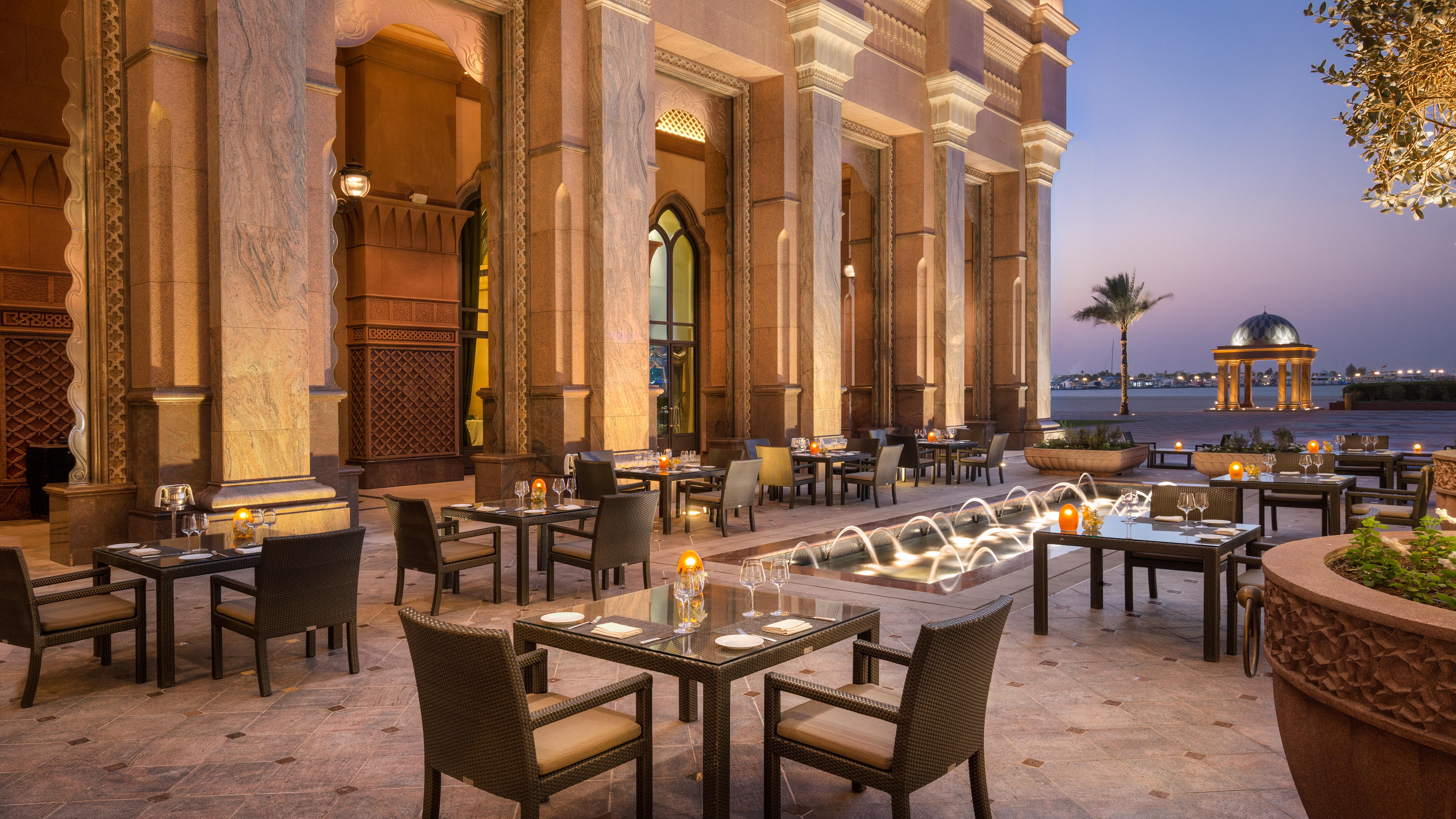 Emirates Palace Mandarin Oriental, Abu Dhabi Exterior photo