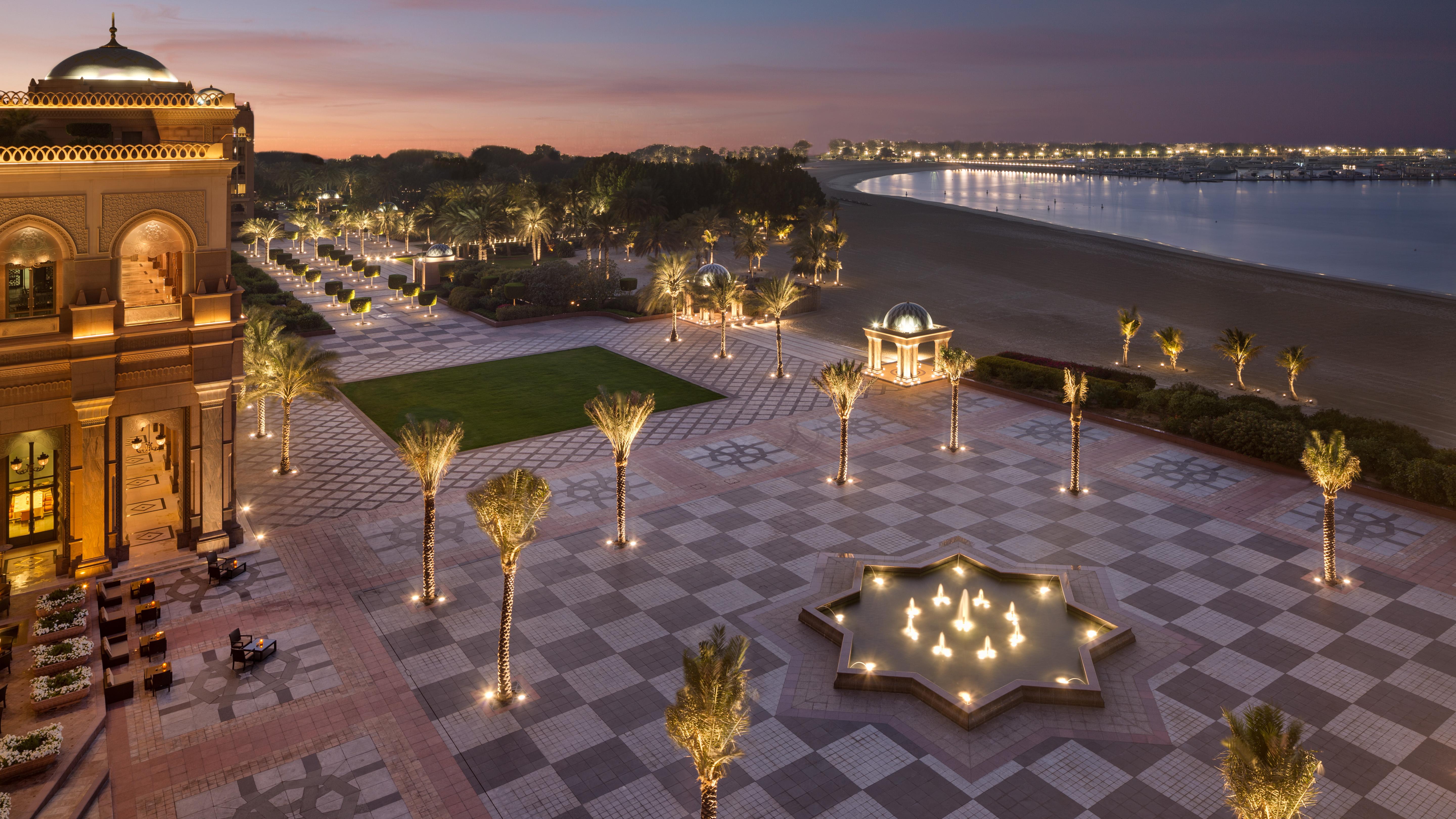 Emirates Palace Mandarin Oriental, Abu Dhabi Exterior photo