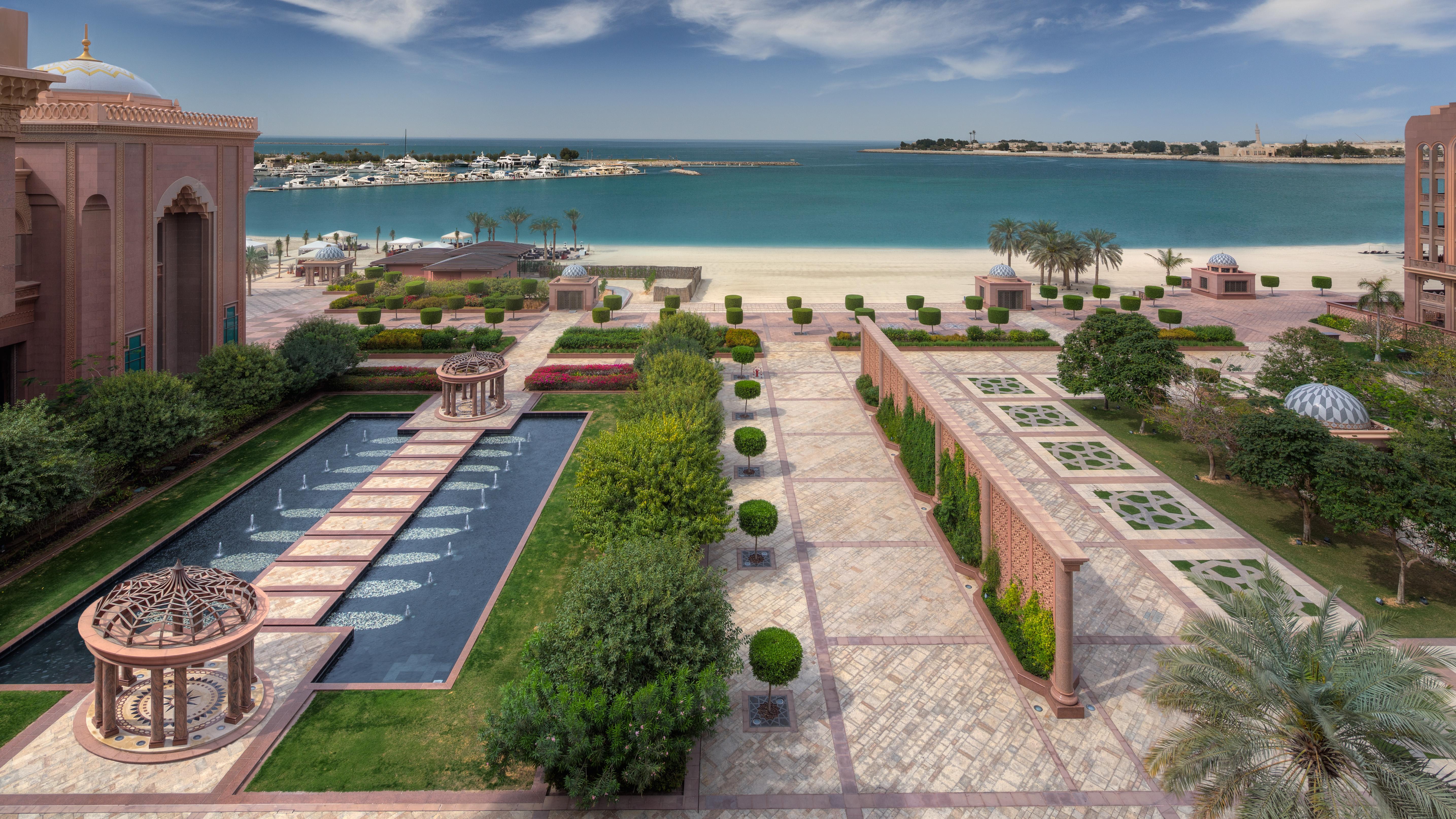 Emirates Palace Mandarin Oriental, Abu Dhabi Exterior photo